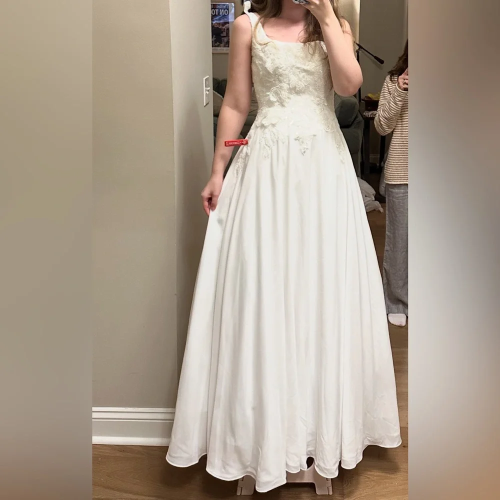 Scarlett White Chiffon A-Line Wedding Dress - Picture 2 of 13